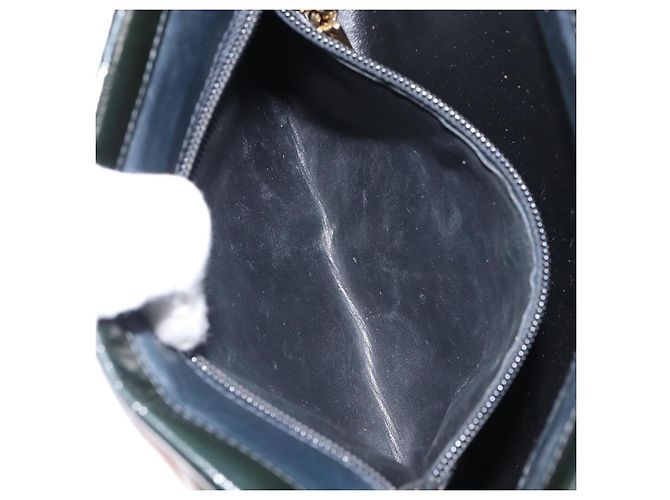 Borsa a Spalla Salvatore Ferragamo in Pelle Nera e Oro Auth BA9418 Nero D'oro - vista 20