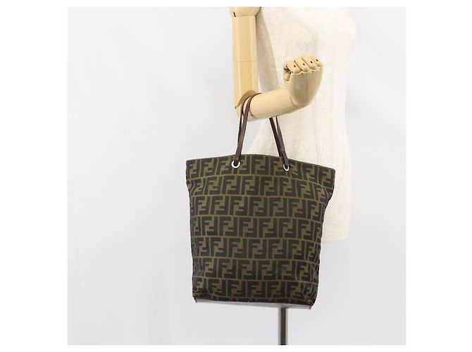 Borsa a mano in tela Zucca FENDI marrone nera Auth BA9302 Nero - vista 19