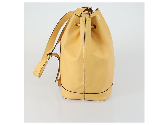Céline Borsa a Spalla CELINE in Pelle Oro Giallo Auth 156885 D'oro - vista 4