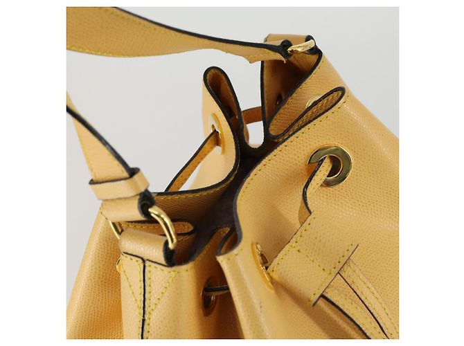 Céline Borsa a Spalla CELINE in Pelle Oro Giallo Auth 156885 D'oro - vista 6