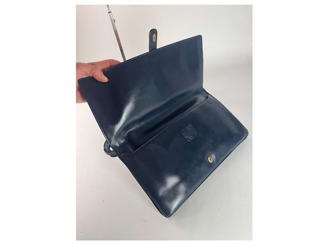 Vintage Loewe Leder Schultertasche Marineblau - Ansicht 9