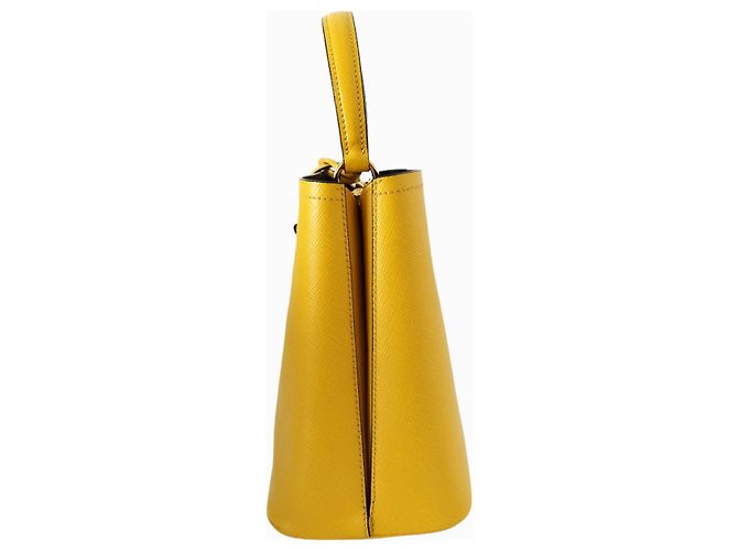 Borsa Prada in pelle Saffiano gialla Giallo - vista 5
