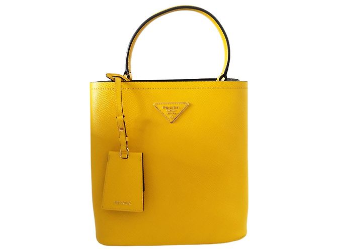 Borsa Prada in pelle Saffiano gialla Giallo - vista 7