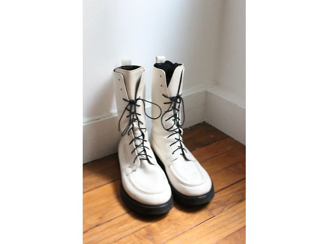 The row Las botines modelo Patty en cuero blanco talla 37 - vista 2