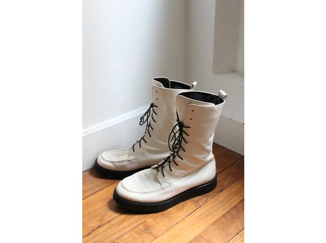 The row Las botines modelo Patty en cuero blanco talla 37 - vista 9