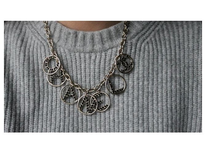 Collana Chanel in metallo argentato con lettere CHANEL Argento - vista 2