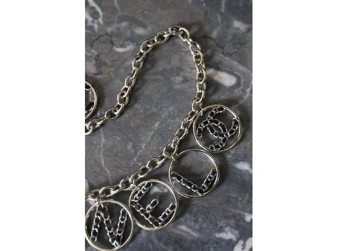Collana Chanel in metallo argentato con lettere CHANEL Argento - vista 6