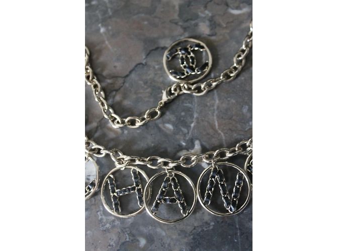 Collana Chanel in metallo argentato con lettere CHANEL Argento - vista 8