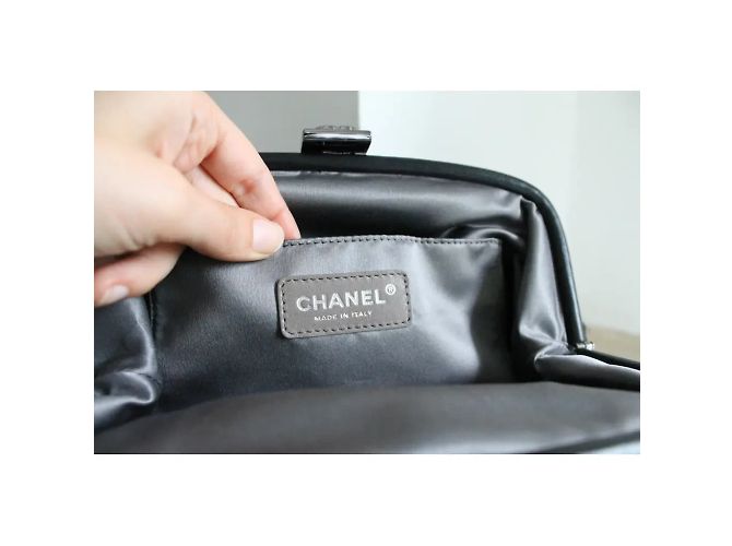 Borsa in pelle e pelo di puledro nero di Chanel - vista 5