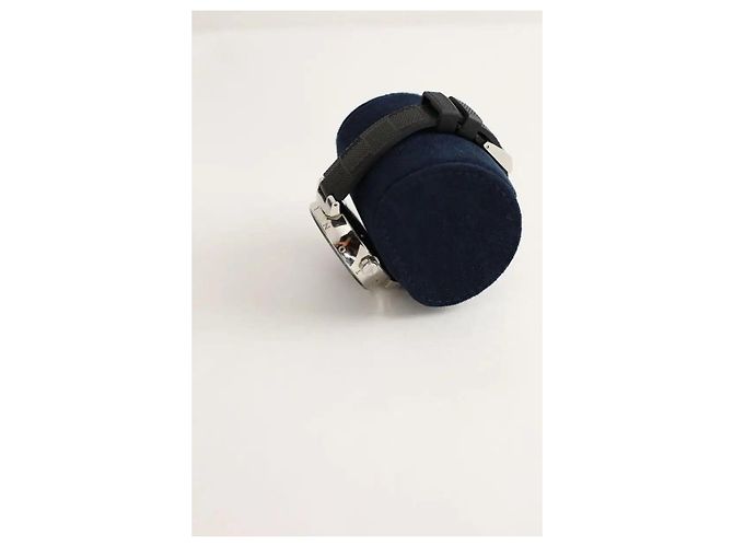 Louis Vuitton Orologio Tambour Nero - vista 3