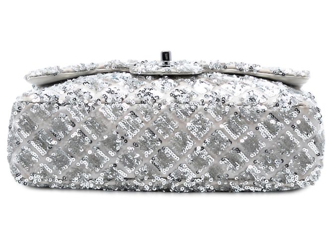 Chanel Argento Medio Classico in Satin e Paillettes Flap Singolo - vista 3
