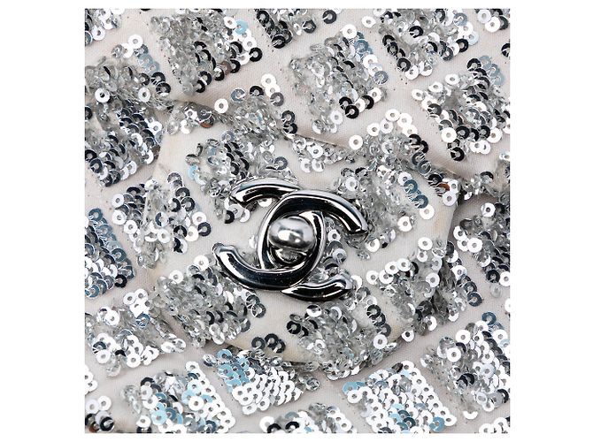 Chanel Argento Medio Classico in Satin e Paillettes Flap Singolo - vista 6