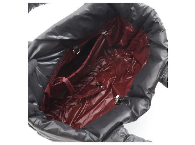 Borsa Tote Piccola Coco Cocoon di Chanel Nero - vista 3