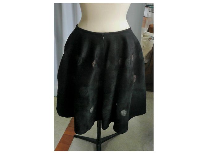Alaïa Nuova gonna a ruota nera T42 con etichetta Nero - vista 3