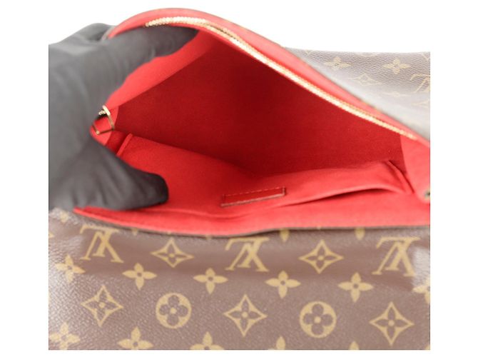 Louis Vuitton Borsa a tracolla incrociata Placid Graceful Rosso - vista 9