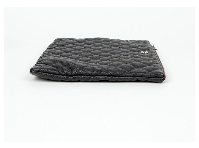 Chanel Clutch Clássica Grande em Couro Caviar Preto - vista 6