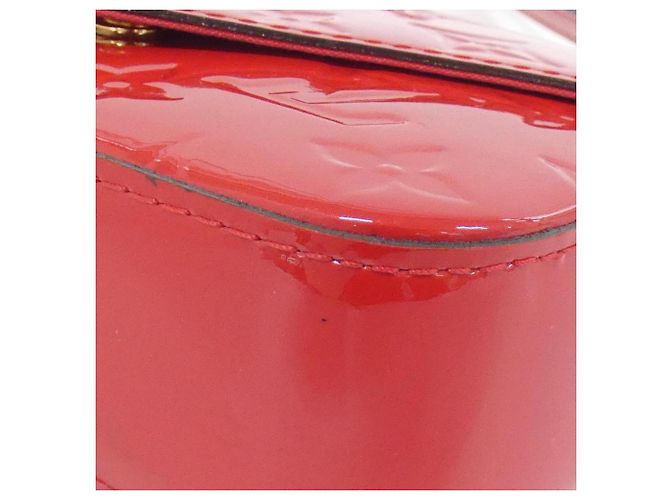 Borsa a Spalla Lucy Vernis Louis Vuitton Rosso Fuschia - vista 3