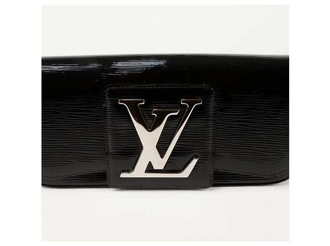 Louis Vuitton Borsa Clutch Epi Sobe Nero - vista 2