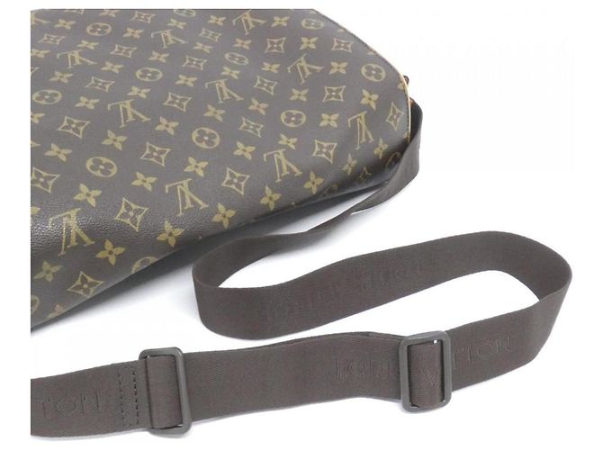 Bolso de Hombro Abess Monogram Louis Vuitton Castaño - vista 8