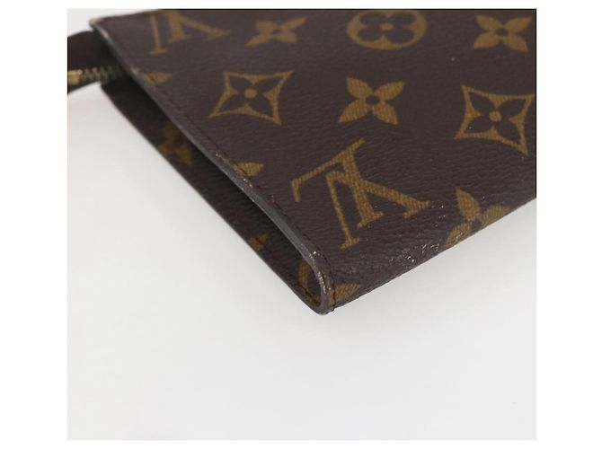 LOUIS VUITTON Monogram Bucket GM Accessory Pouch LV Auth 159248 - view 16