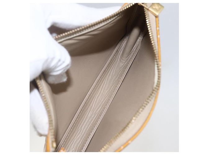 LOUIS VUITTON Pochette Lexington Monogram Vernis Beige M91010 LV Auth 159601 - vista 11