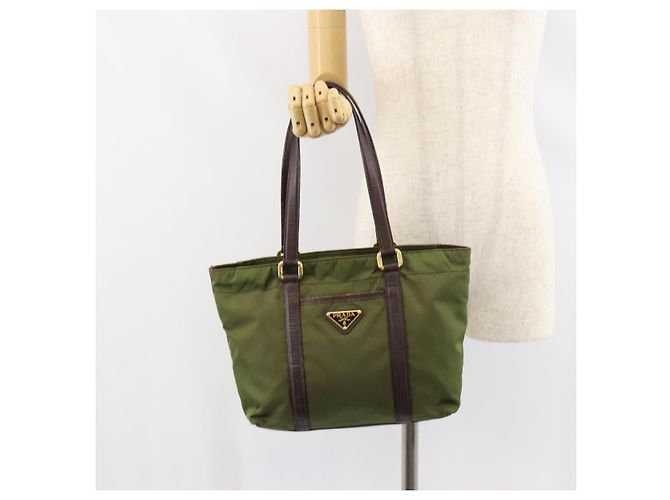 PRADA Borsa a mano in nylon verde oro Auth 159309 D'oro - vista 24