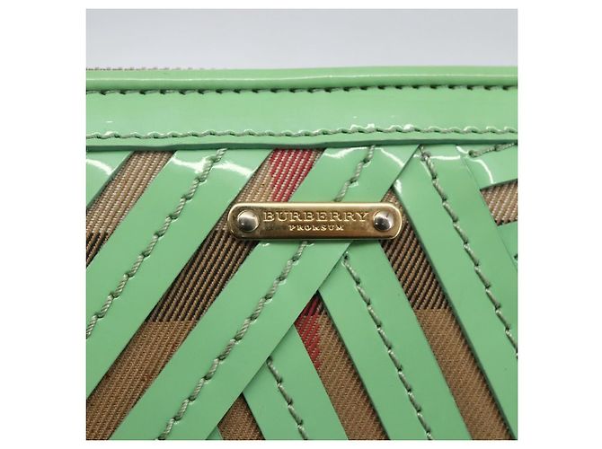 Burberry Borsa a spalla Nova Check in PVC Verde Oro Auth 162781V D'oro - vista 14