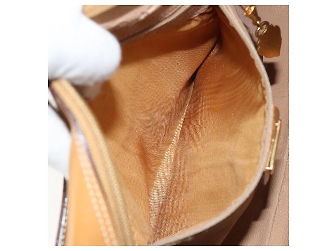 Gucci Borsa a Spalla GG Supreme PVC Beige Oro 001 56 0942 Auth BA9284 D'oro - vista 22