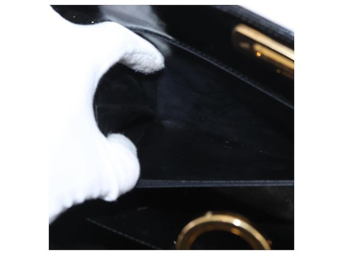 Borsa a Spalla Chain Gancini Salvatore Ferragamo Smalto Nero Oro Auth am10237 D'oro - vista 21