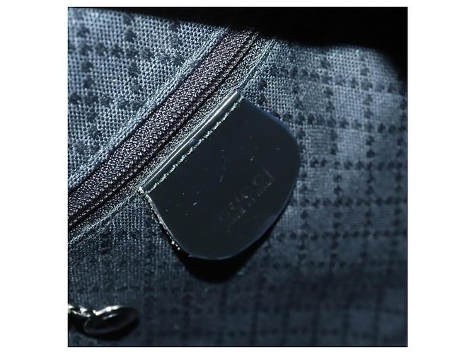 Borsa a mano in nylon Gucci Bamboo 2 in 1 Nero Argento 001 2404 1577 0 Auth gh1392 - vista 17