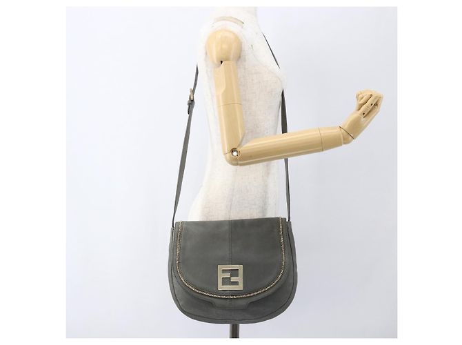 Borsa a Spalla FENDI in Camoscio Grigio Oro Auth ka1367 Marrone D'oro - vista 21
