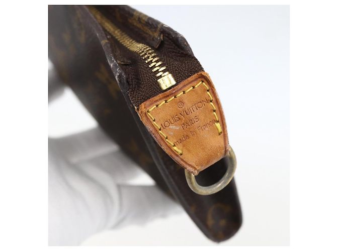 LOUIS VUITTON Monogram Bucket GM Accessory Pouch LV Auth 157732 - view 8