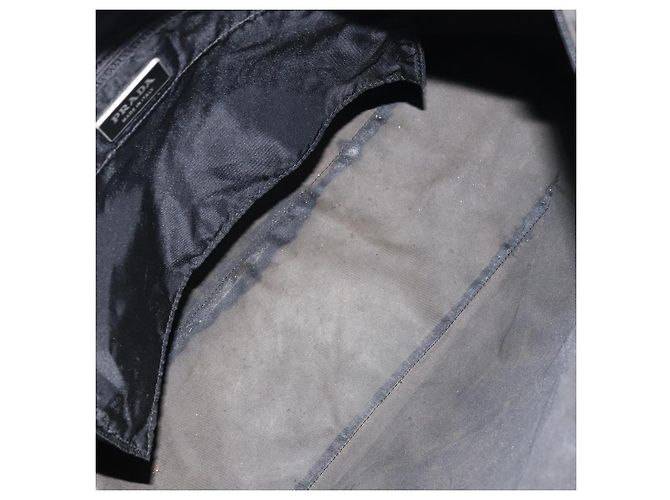 Prada Tote Bag aus schwarzem Nylon mit silberner Authentizität bs32076 - Ansicht 17
