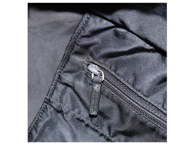 Prada Tote Bag aus schwarzem Nylon mit silberner Authentizität bs32076 - Ansicht 20