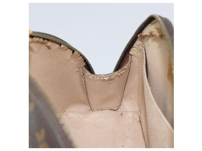 LOUIS VUITTON Pochette Cosmetica Demi Ronde Monogram M47520 LV Auth BA9256 Monogramma - vista 17