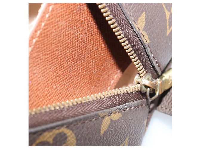 LOUIS VUITTON Pochette Cosmetica Demi Ronde Monogram M47520 LV Auth BA9256 Monogramma - vista 19