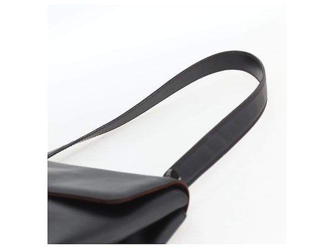 Borsa a Spalla Vala in Pelle Nera e Argento di Salvatore Ferragamo Auth BA9331 Nero - vista 8