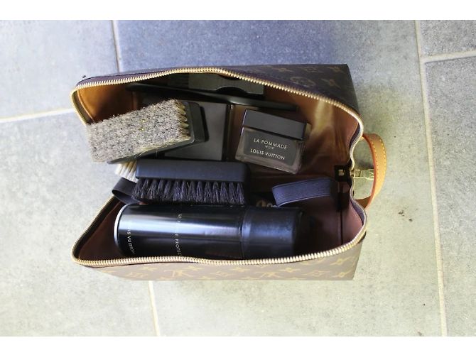 Louis Vuitton Monogramm-Canvas-Schuhbedarfstasche Braun - Ansicht 12