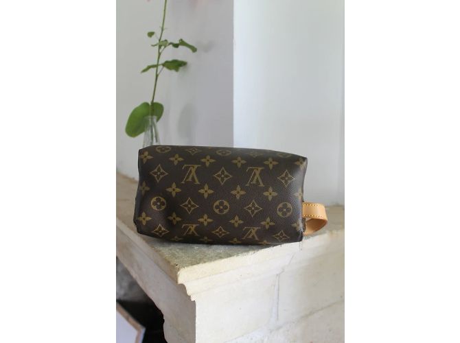 Louis Vuitton Monogramm-Canvas-Schuhbedarfstasche Braun - Ansicht 8
