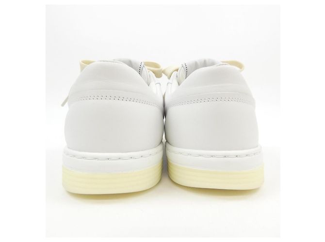 Timeless Chanel Kalbsleder Sneakers Weiß - Ansicht 5