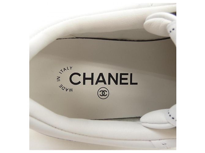 Timeless Chanel Kalbsleder Sneakers Weiß - Ansicht 6