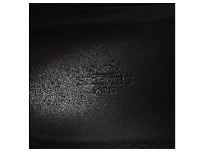 Scarpe in pelle di vitello Hermès Nero - vista 6
