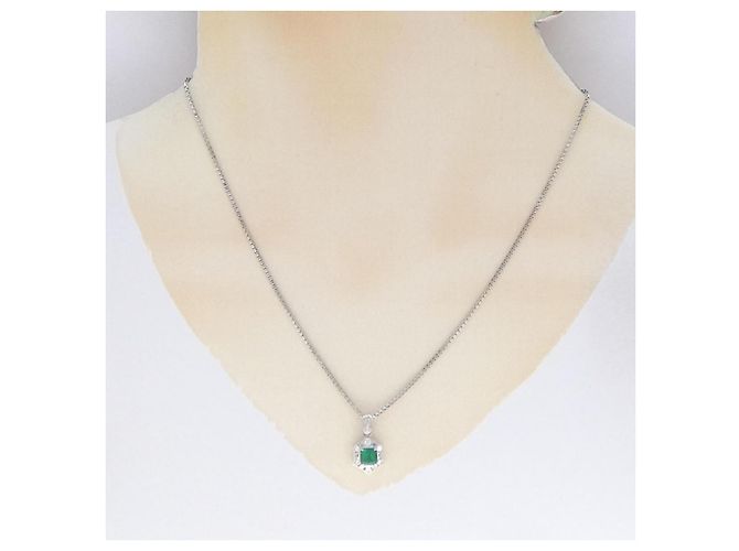 Autre Marque Platinum Emerald Diamond Necklace Silvery - view 6