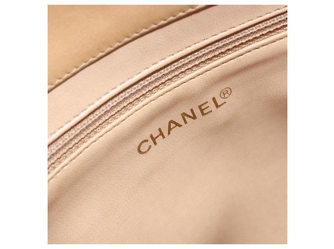 Chanel Vintage Umhängetasche Convertible Chevron aus Lammleder Mittel - Ansicht 6