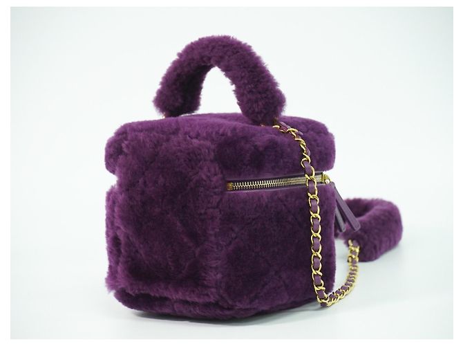 Chanel Coconing Vanity Case con Manico Superiore in Shearling Trapuntato Piccolo Porpora - vista 2