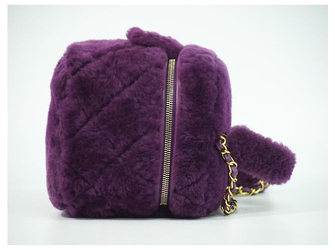 Chanel Coconing Vanity Case con Manico Superiore in Shearling Trapuntato Piccolo Porpora - vista 3
