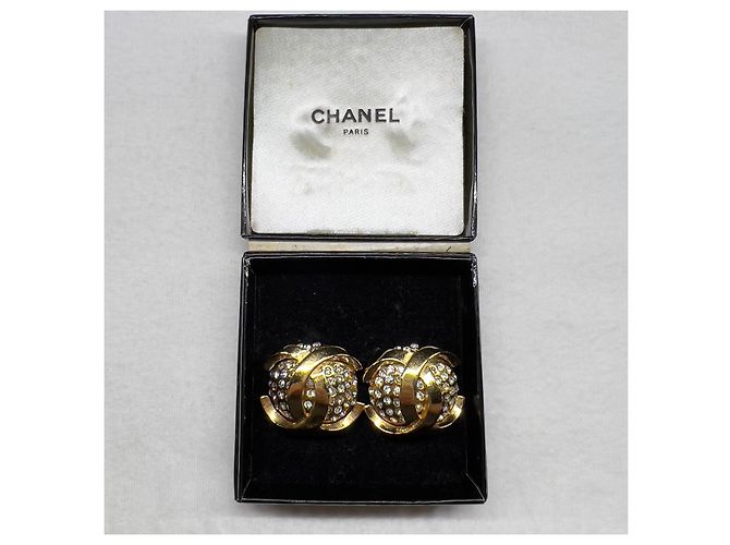 Orecchini a clip con logo CC Chanel raro in strass dorati D'oro - vista 8