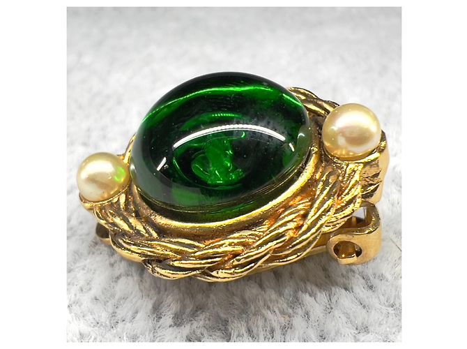Orecchini a clip in pietra verde Gripoix 2071 di Chanel D'oro - vista 3