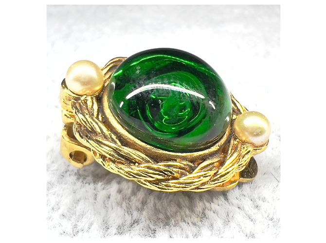 Orecchini a clip in pietra verde Gripoix 2071 di Chanel D'oro - vista 4