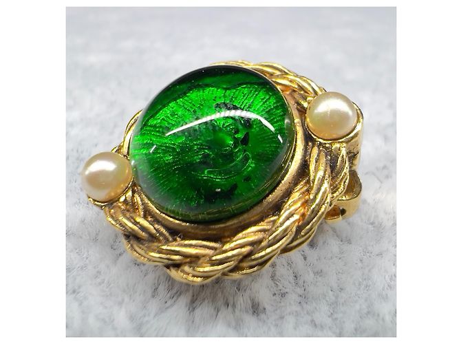 Orecchini a clip in pietra verde Gripoix 2071 di Chanel D'oro - vista 5